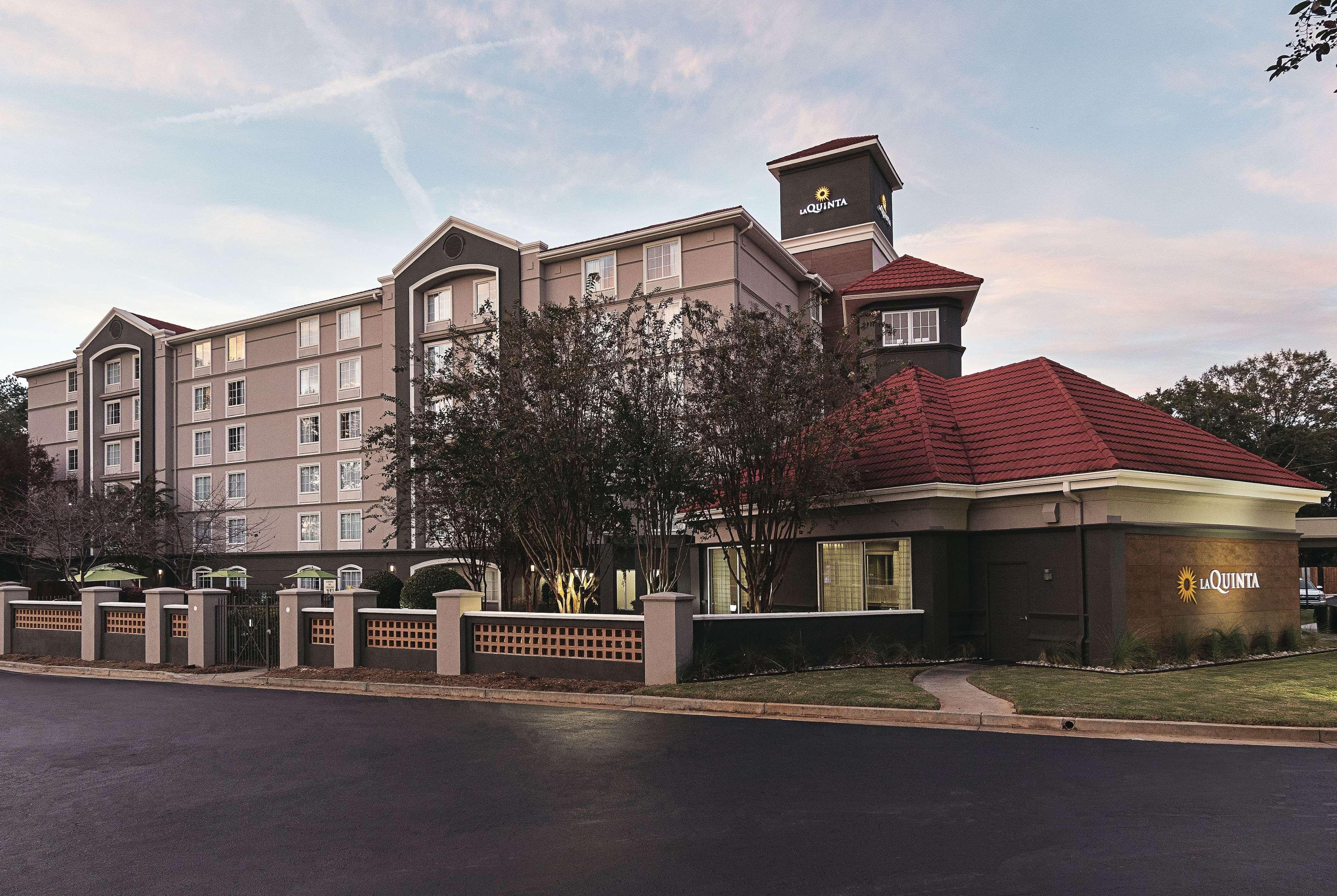 La Quinta By Wyndham Atlanta Conyers Hotel Eksteriør billede