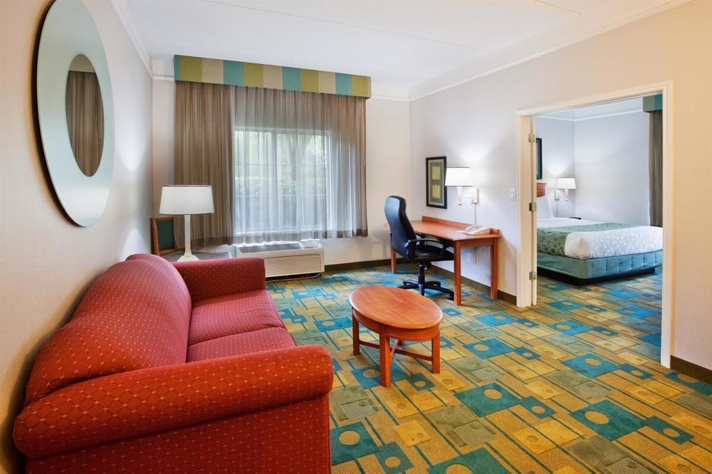 La Quinta By Wyndham Atlanta Conyers Hotel Eksteriør billede