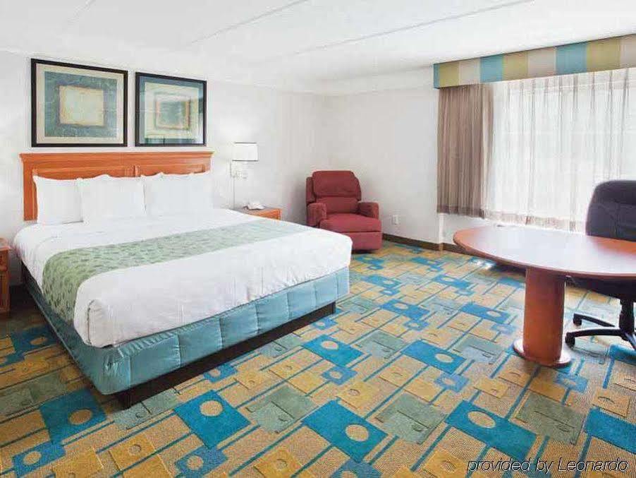 La Quinta By Wyndham Atlanta Conyers Hotel Eksteriør billede