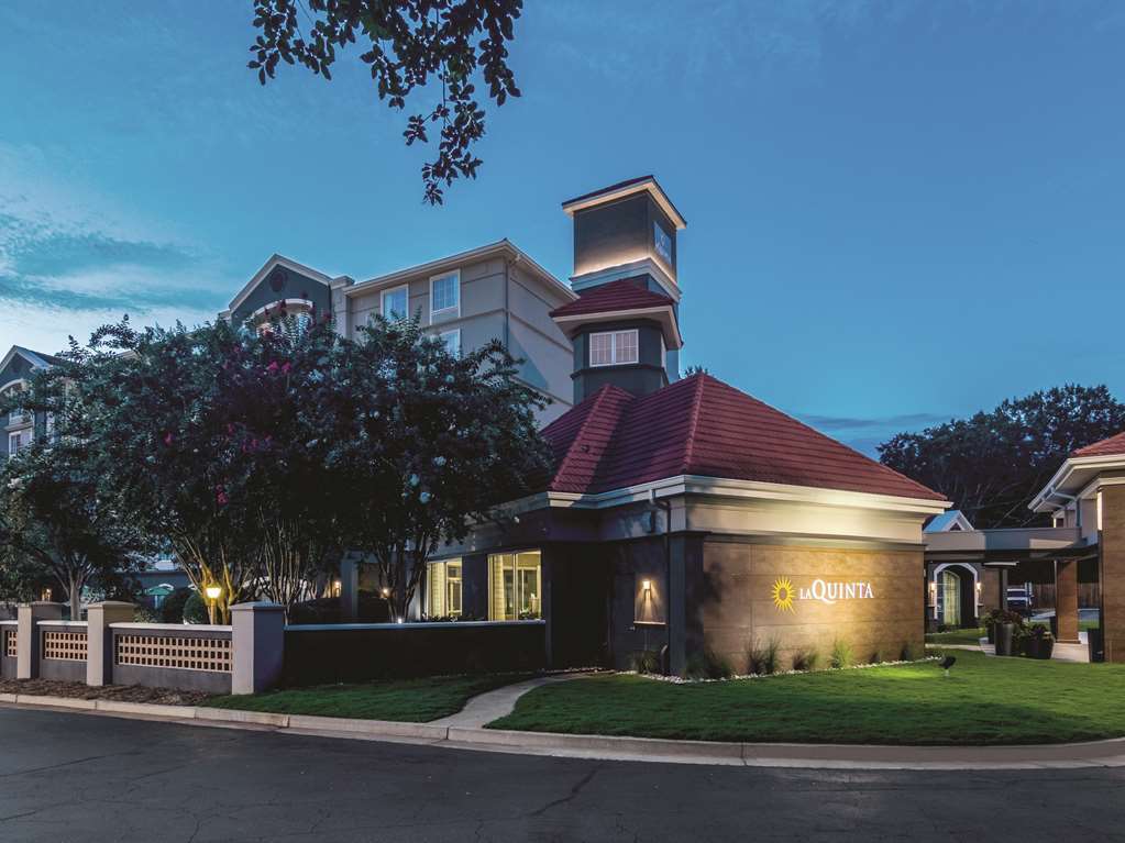La Quinta By Wyndham Atlanta Conyers Hotel Eksteriør billede