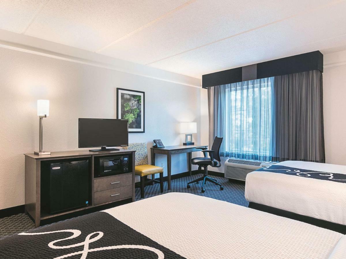 La Quinta By Wyndham Atlanta Conyers Hotel Eksteriør billede
